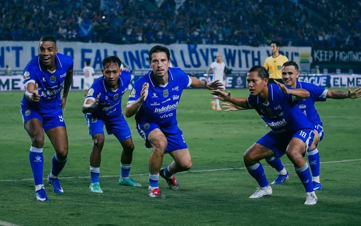Persib Taklukkan Persija 2-1, Kapolda Jabar Imbau Bobotoh Tertib Rayakan Kemenangan