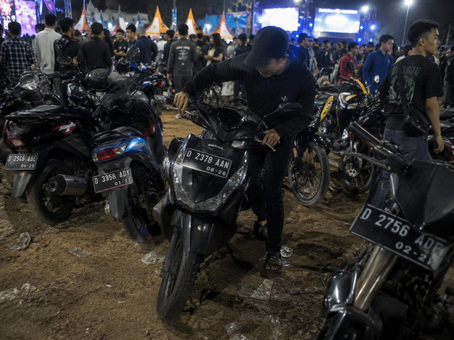 Nonton Konser, Motor Raib! Parkir Liar di Bandung Tuai Kekecewaan
